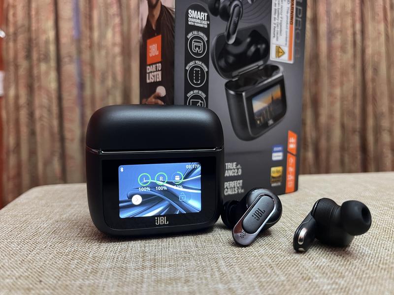 Dekorativbild JBL Tour Pro 3 Recension