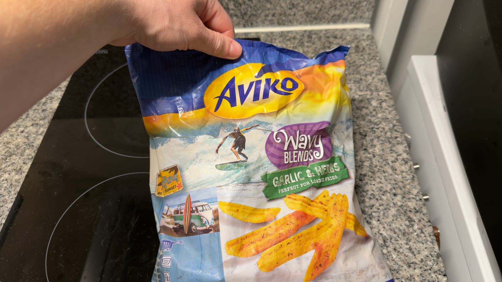 Aviko Wavy Blends Garlic & Herbs