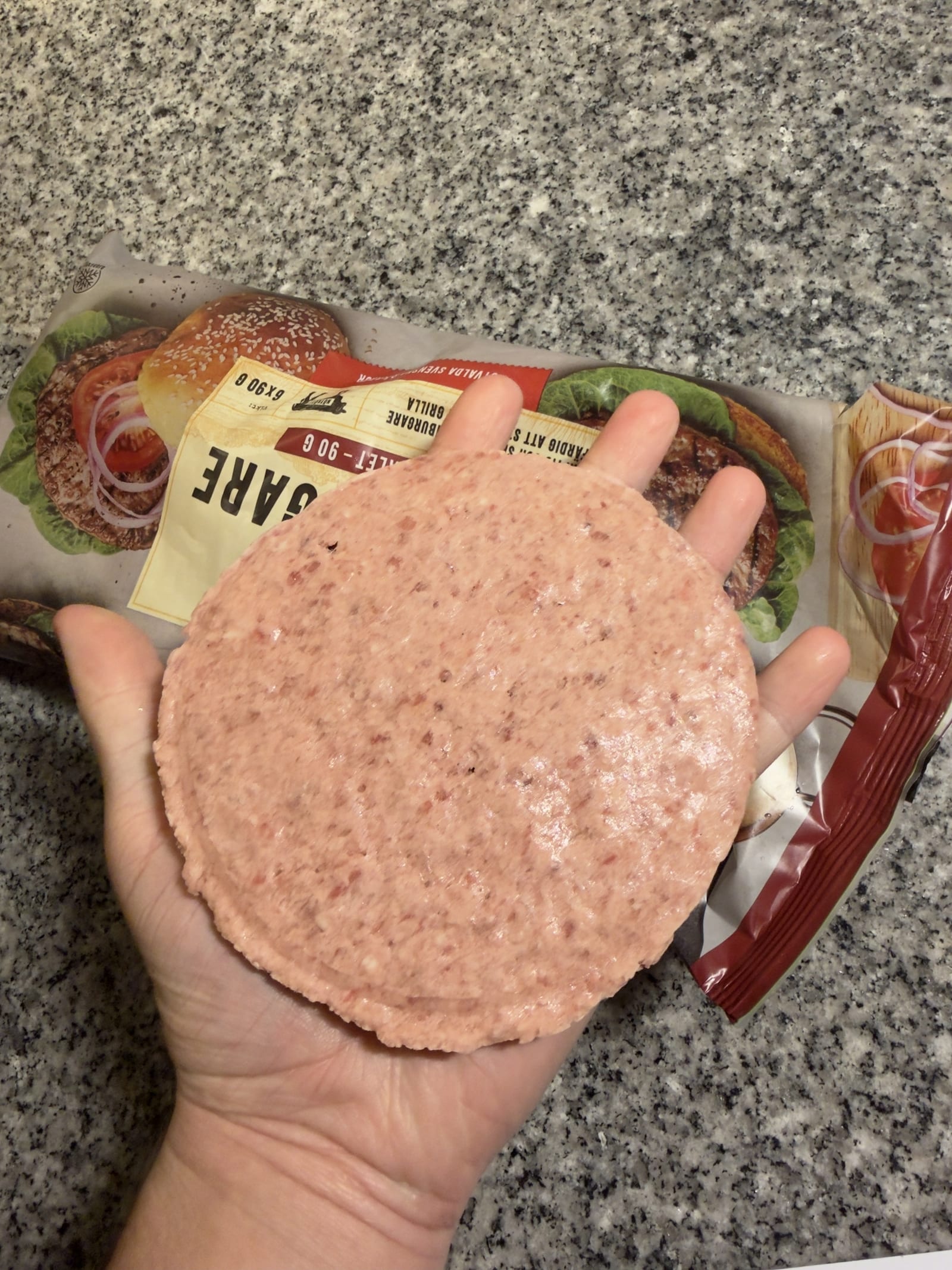 Scan Hamburgare 90 g — Scan hamburgare 90g fryst i handen