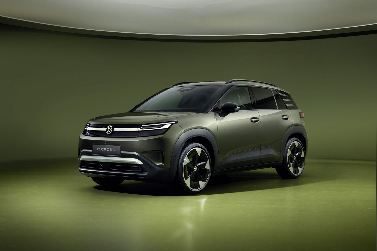Volkswagen ID. Cross får världspremiär – prisvärd elbils-SUV från cirka 28 000 euro